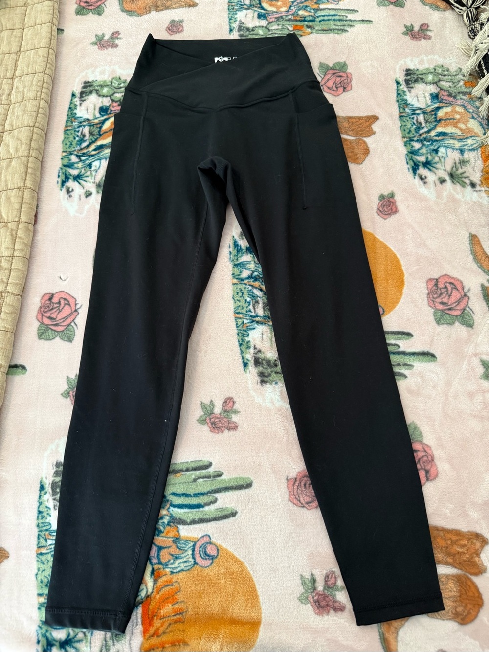 POPFLEX Crossover High-Waist Black Leggings NWOT